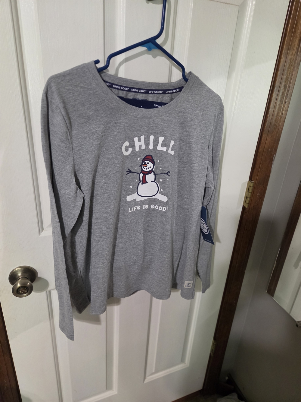 Life Is Good Women's Gray 'Chill' Snowman Long-Sleeve Pajama Top